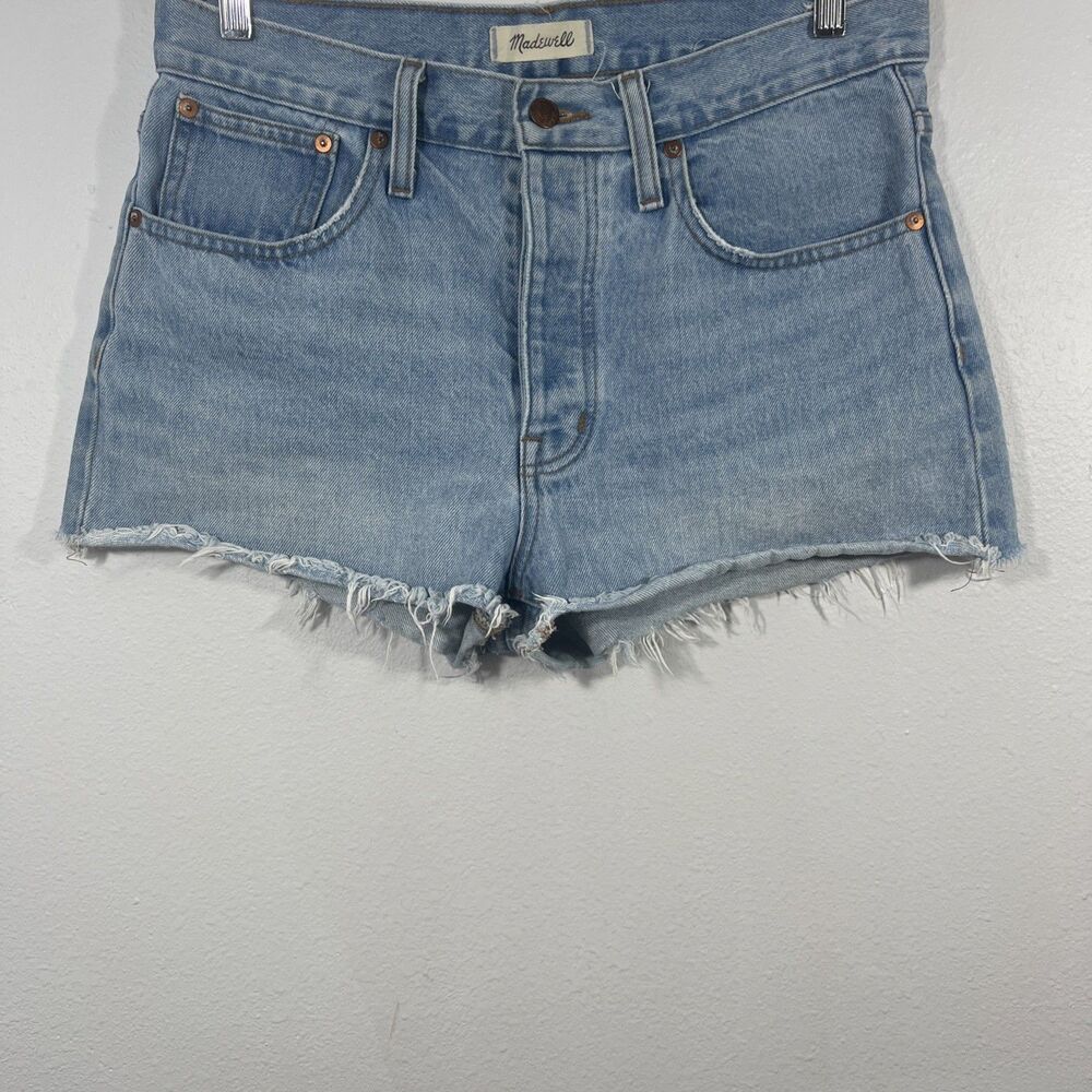Madewell Jeans Shorts Womens 28 Light Wash Blue Relaxed Denim Raw hems